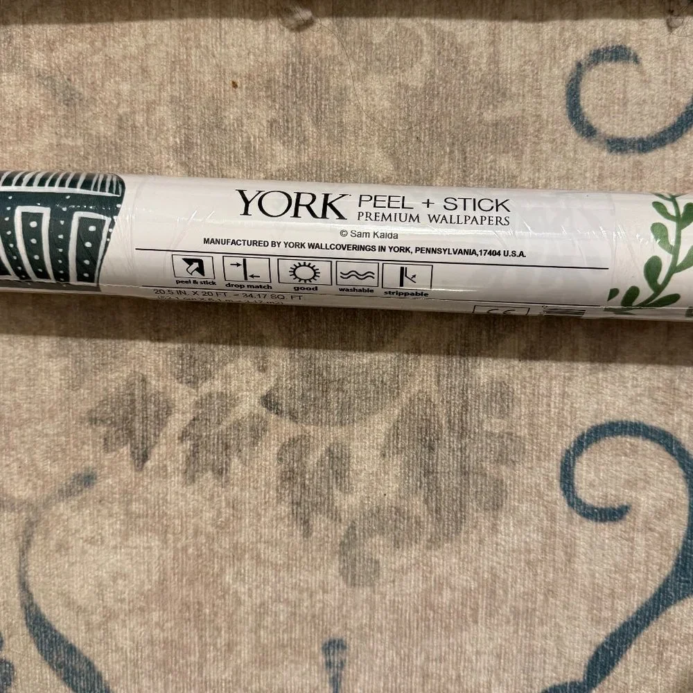 York Premium Peel and Stick Wallpaper in Green Plant Party Washable NWT+NWOT
